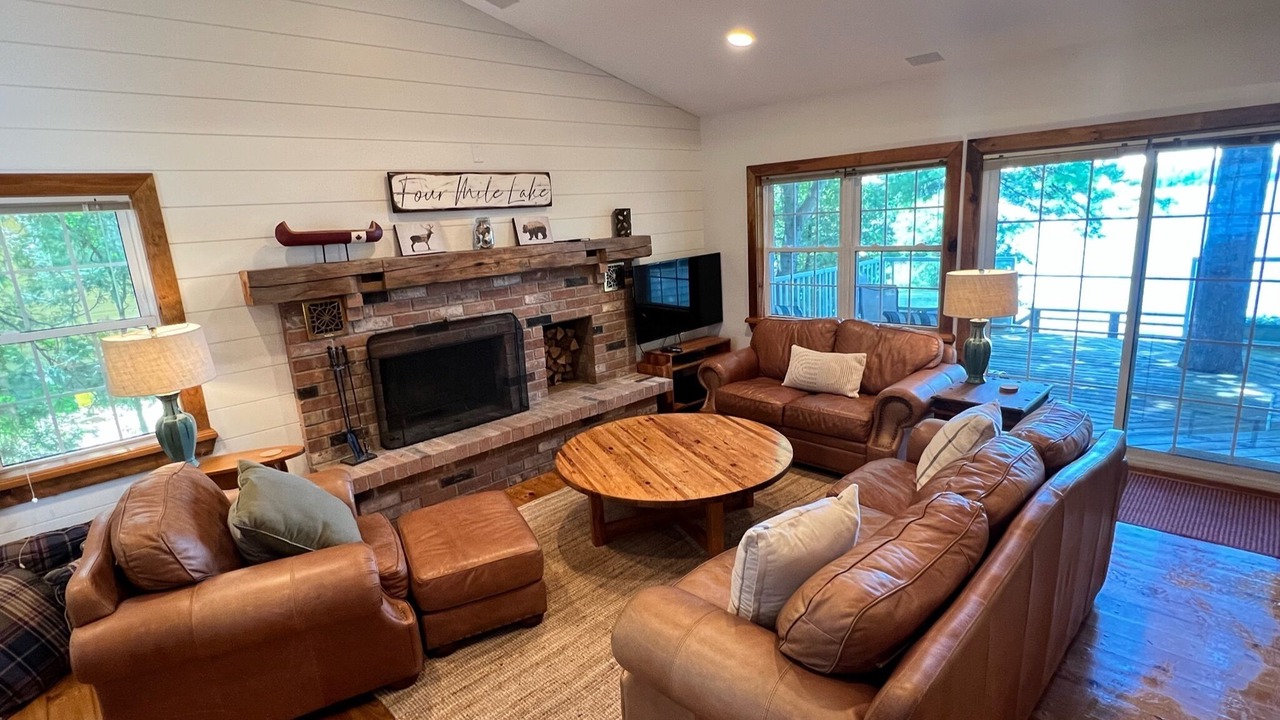 Photo of Livingroom in Burnt River