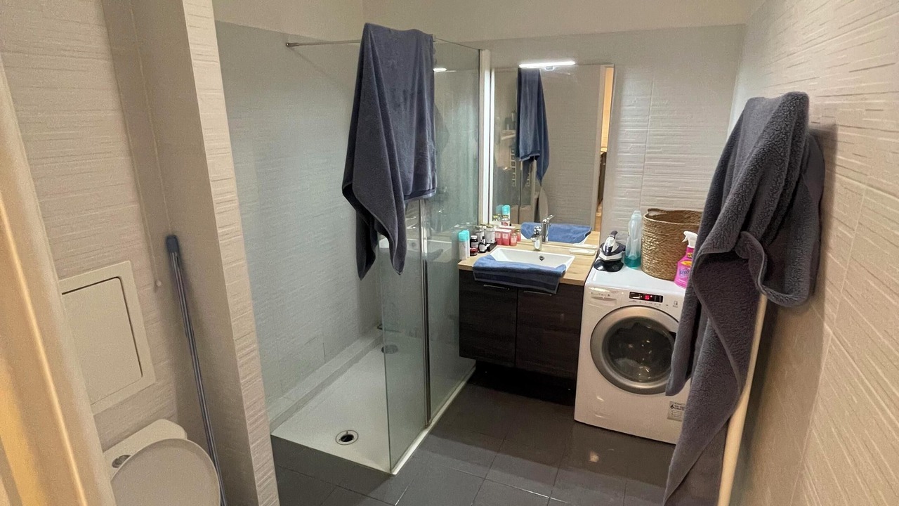 Photo of Bathroom in Clichy