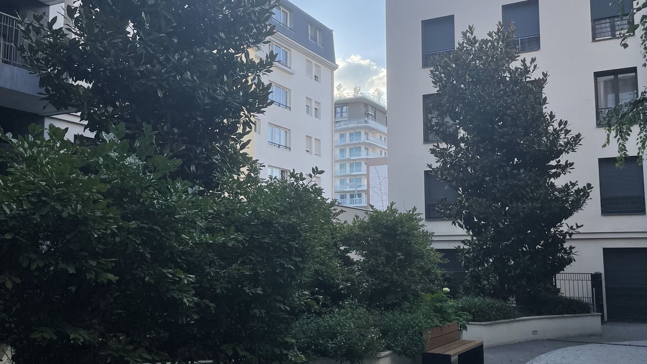 Photo of Outdoor in Clichy