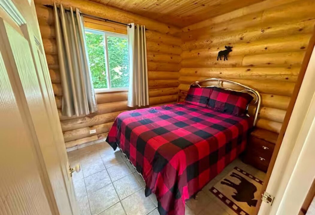 Photo of Bedroom in Unorganized Centre Parry Sound
