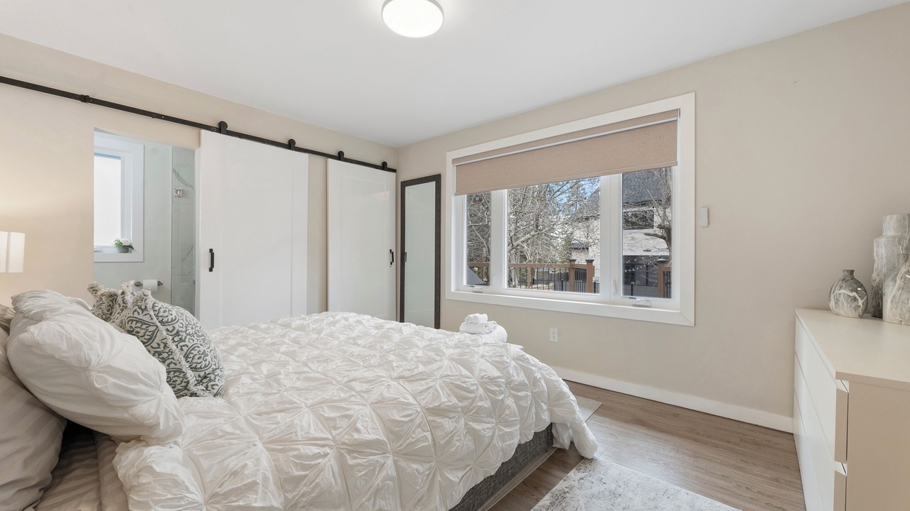 Photo of Bedroom in Richmond Hill