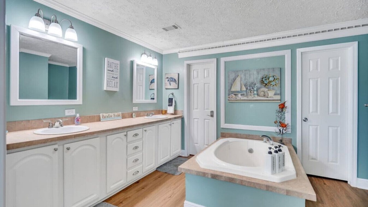 Photo of Bathroom in Lake Catherine