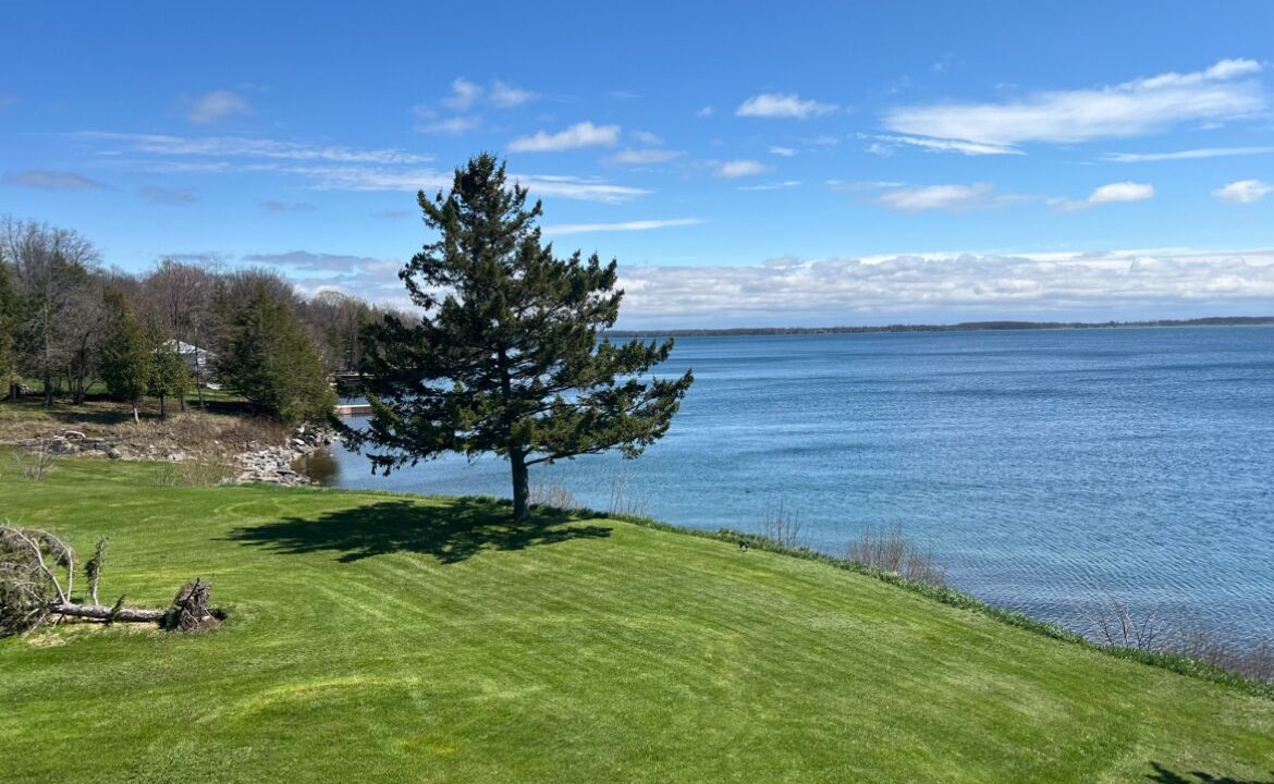 Photo of Others in Howe Island