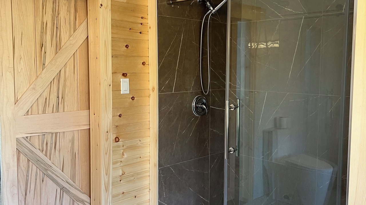 Photo of Bathroom in Howe Island