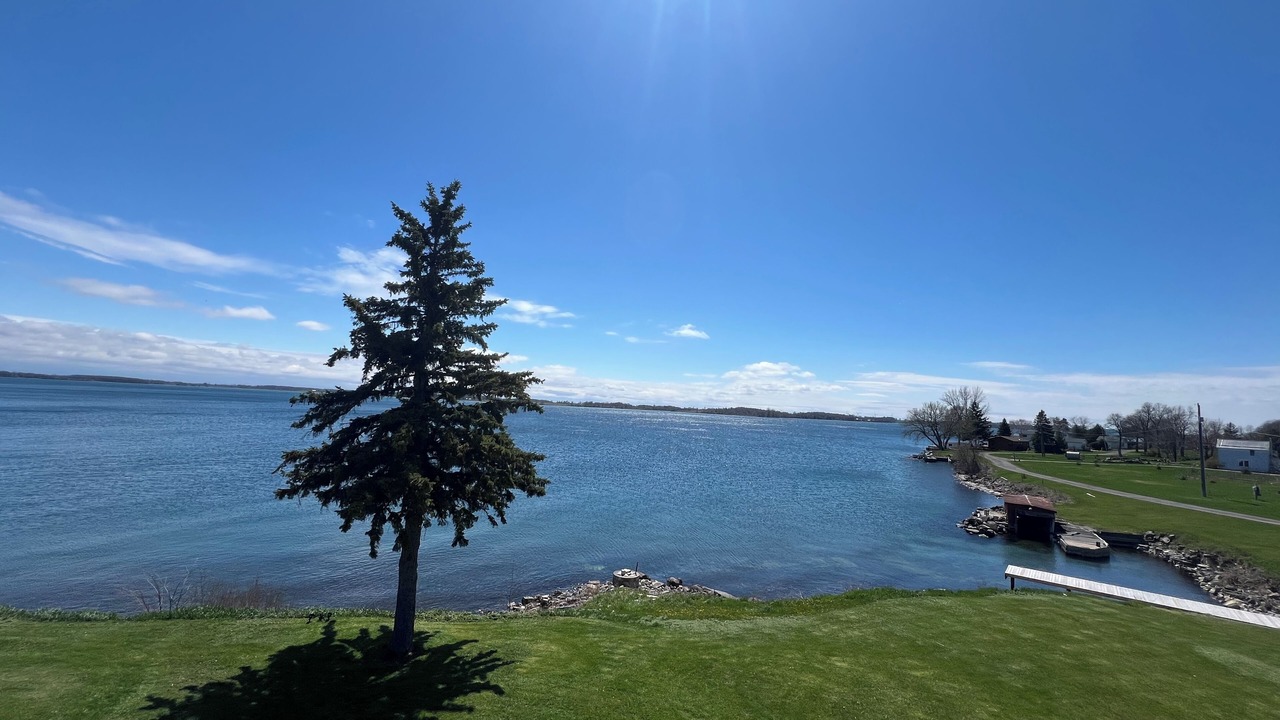 Photo of Outdoor in Howe Island