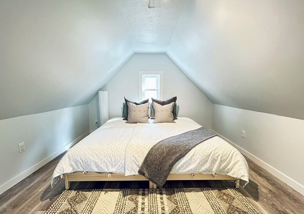 Photo of Bedroom in Owen Sound