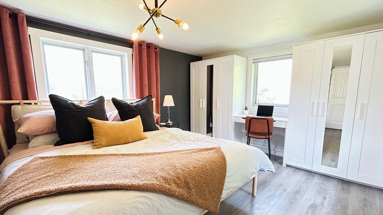Photo of Bedroom in Owen Sound