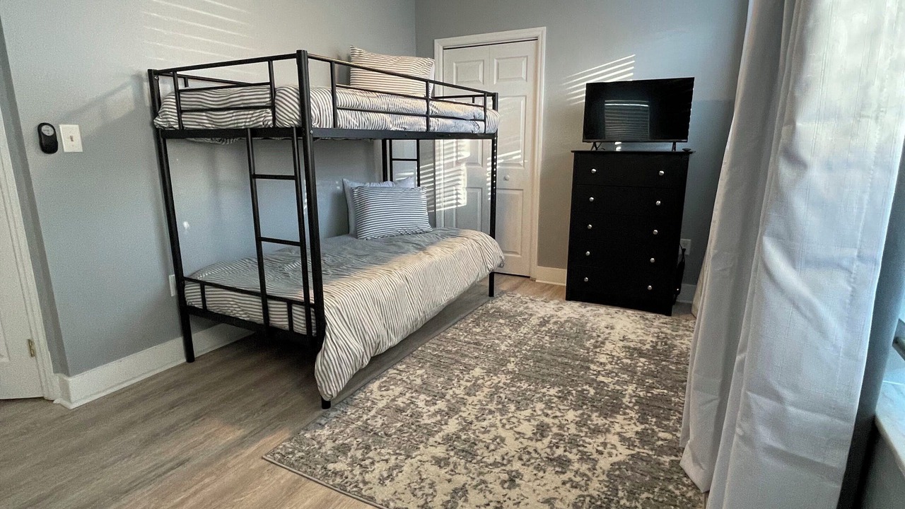 Photo of Bedroom in Bowe Gardens