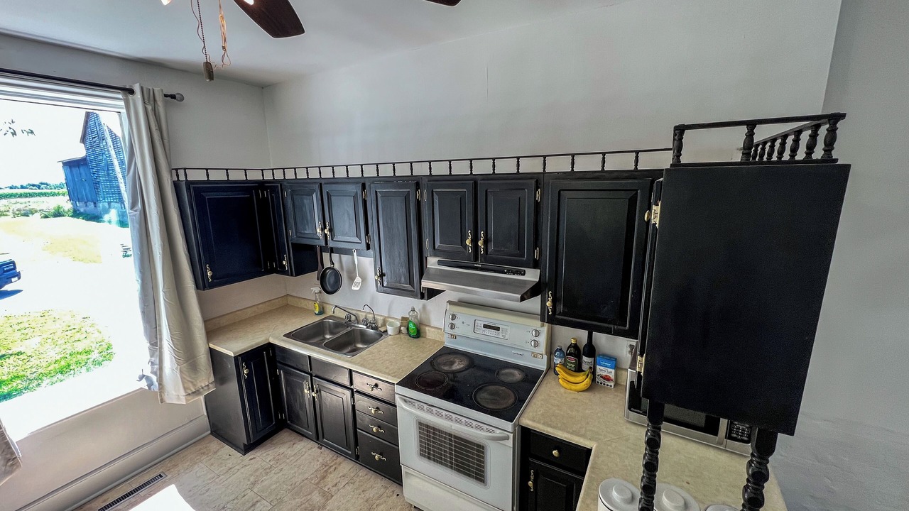Photo of Kitchen in Halton Regional Municipality