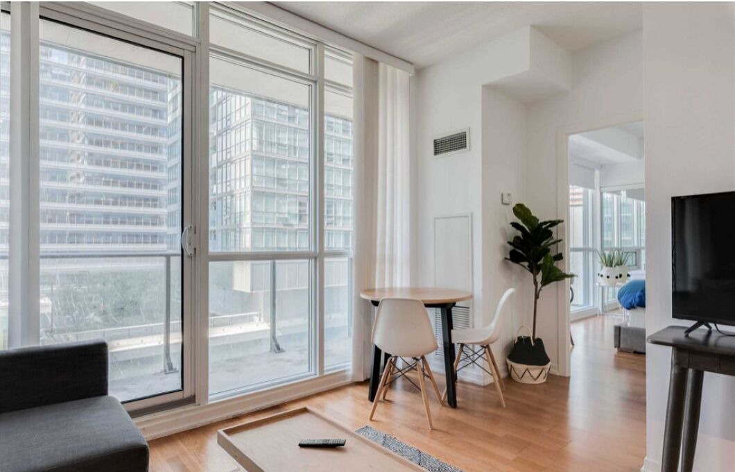 Photo of Livingroom in Downtown Toronto
