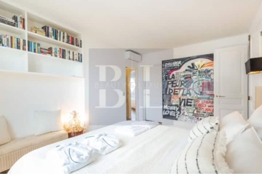 Photo of Bedroom in Quartier de la Monnaie