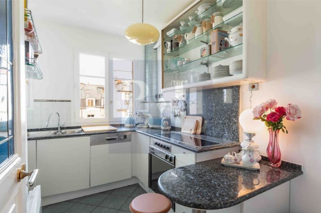 Photo of Kitchen in Quartier de la Monnaie