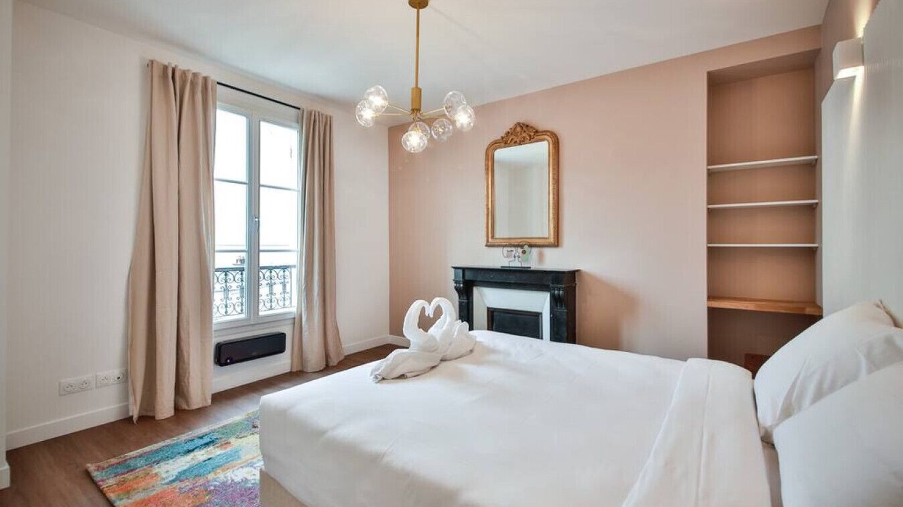Photo of Bedroom in Grenelle