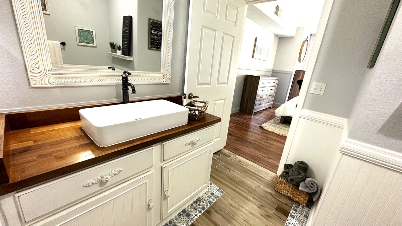 Photo of Bathroom in Venetian Bay Villages