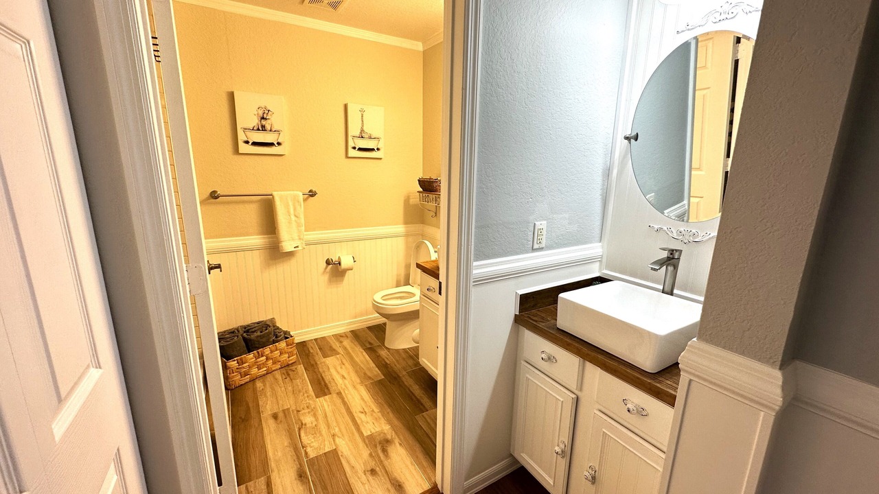 Photo of Bathroom in Venetian Bay Villages
