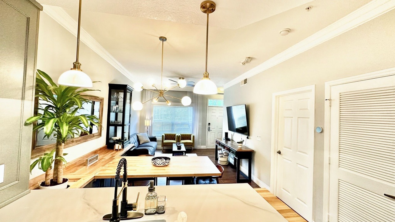 Photo of Bedroom in Venetian Bay Villages