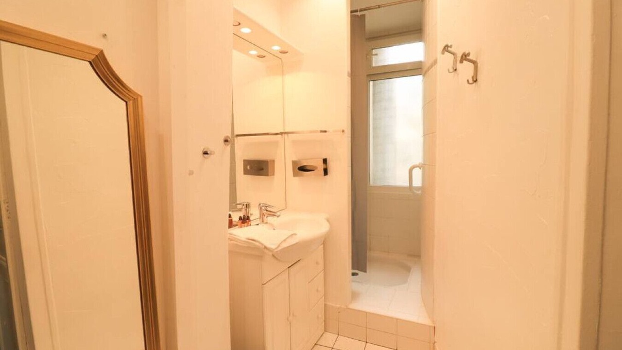 Photo of Bathroom in Les Halles