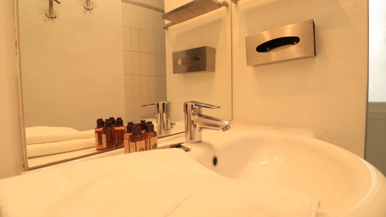 Photo of Bathroom in Les Halles