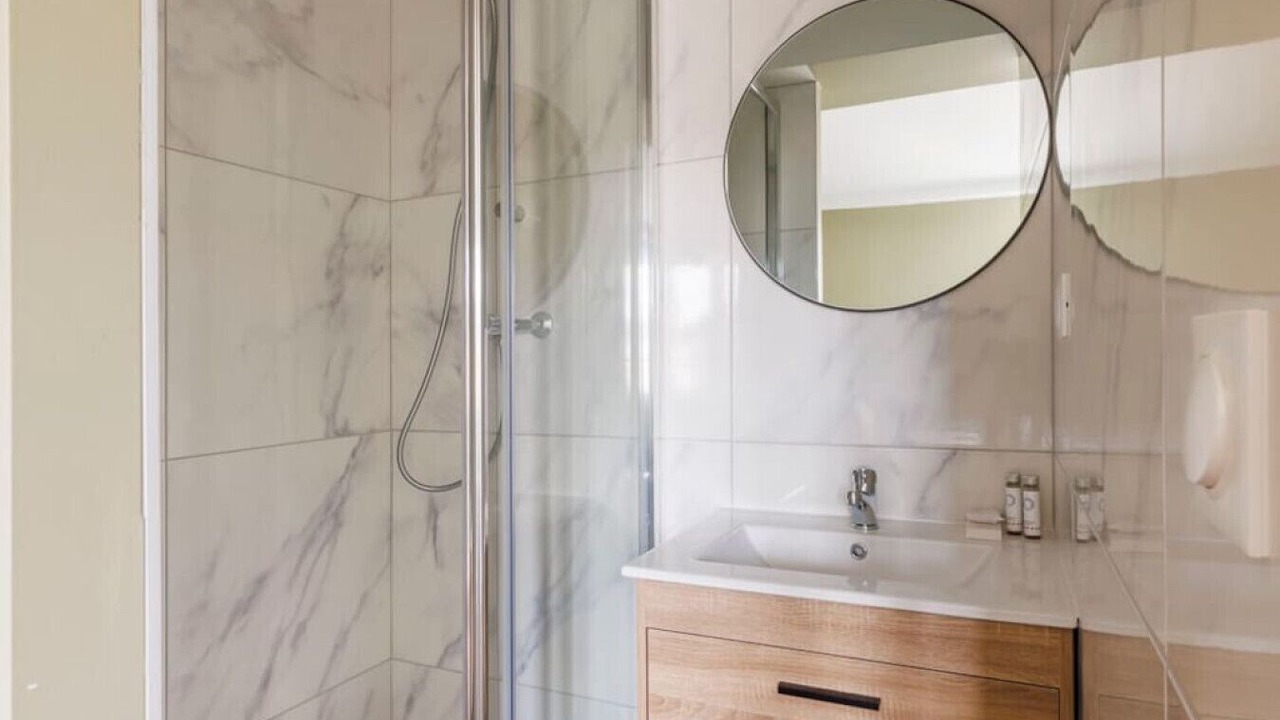 Photo of Bathroom in Notre-Dame-des-Champs
