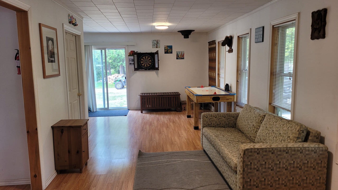 Photo of Livingroom in Northern Bruce Peninsula
