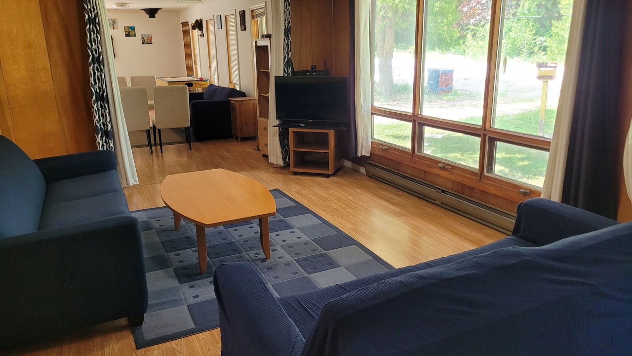 Photo of Livingroom in Northern Bruce Peninsula