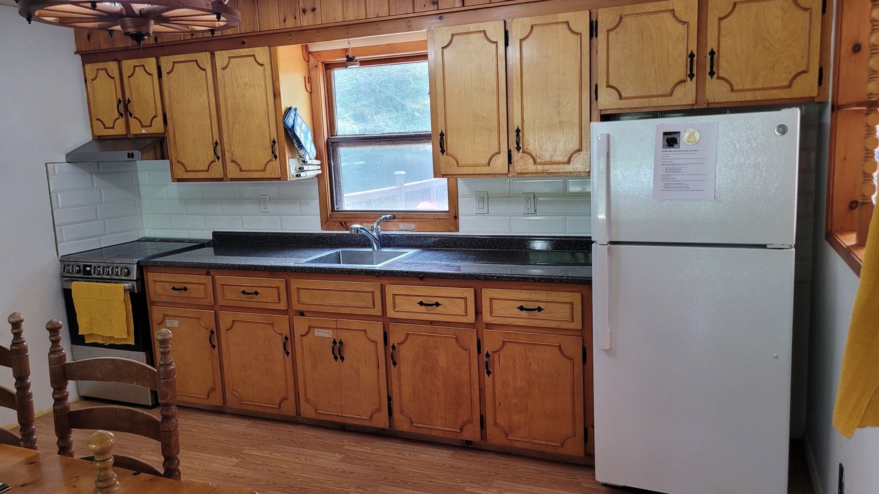 Photo of Kitchen in Northern Bruce Peninsula