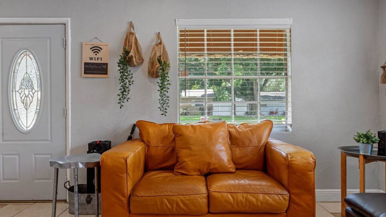 Photo of Livingroom in Greater Palm River Point CDC