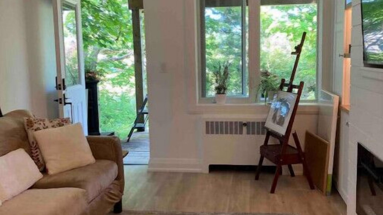 Photo of Livingroom in Orangeville