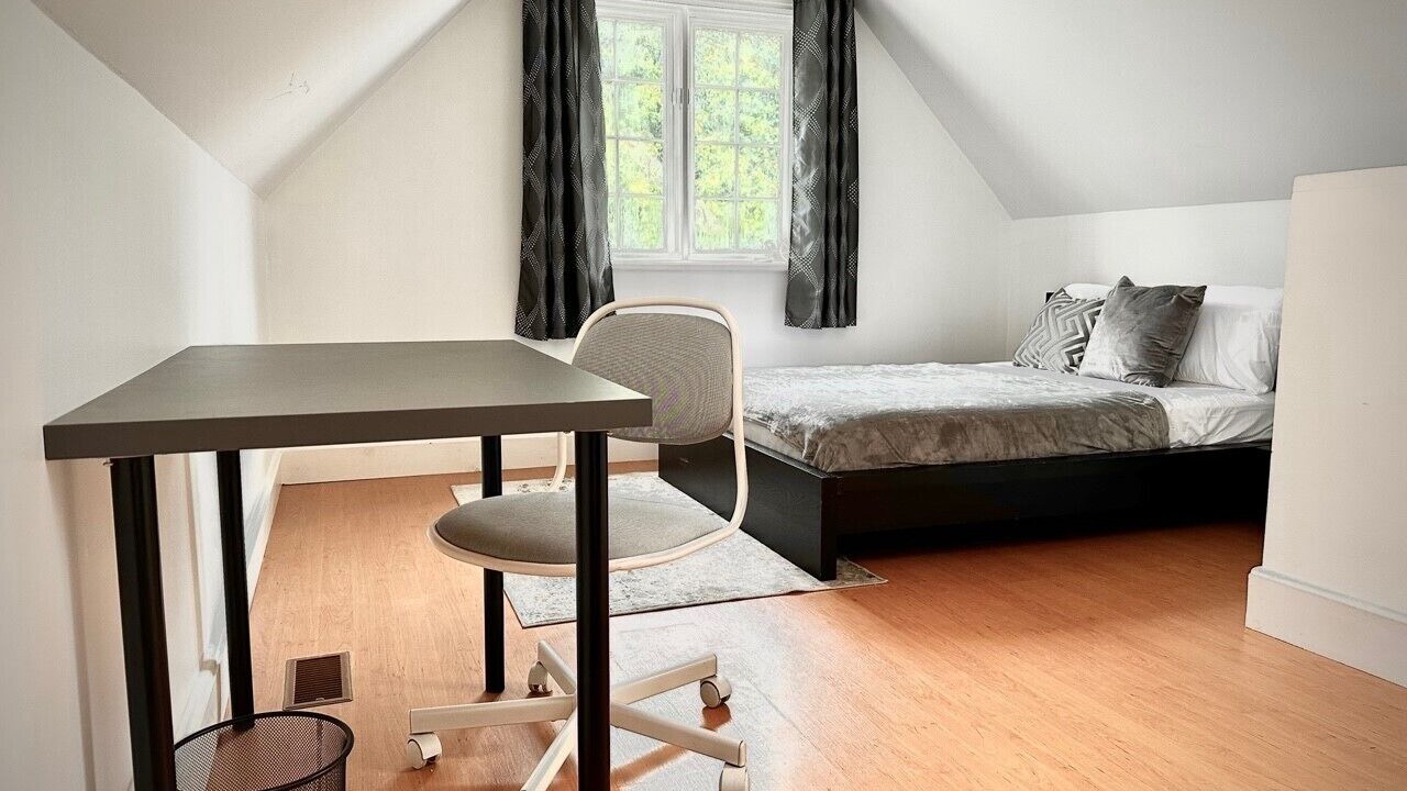 Photo of Bedroom in Flesherton