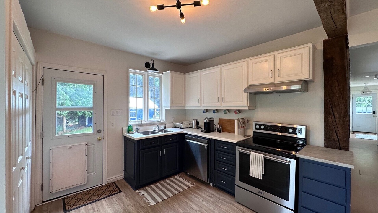Photo of Kitchen in Flesherton