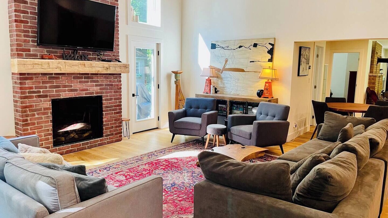 Photo of Livingroom in Flesherton