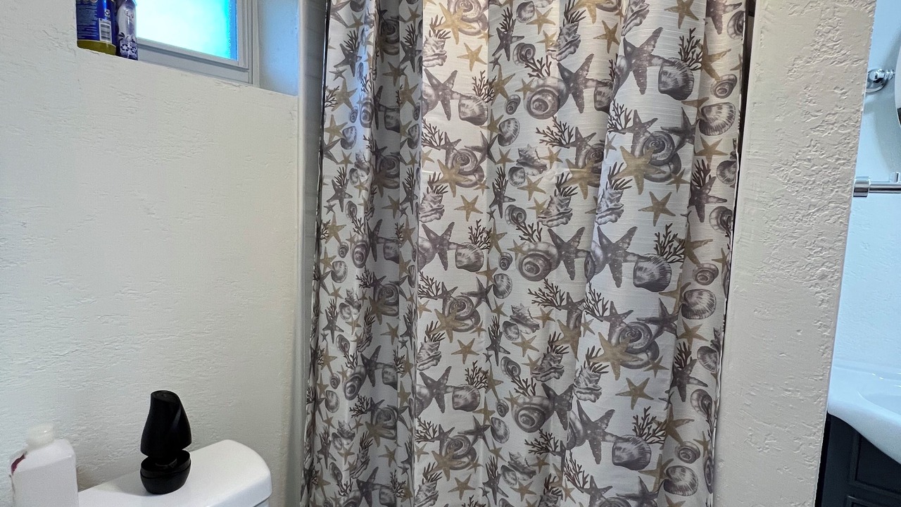 Photo of Bathroom in Oak Ridge
