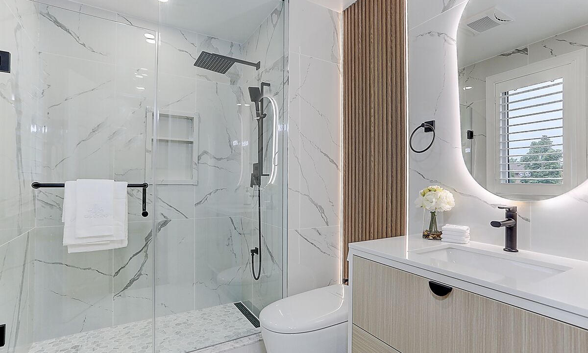 Photo of Bathroom in Steeles