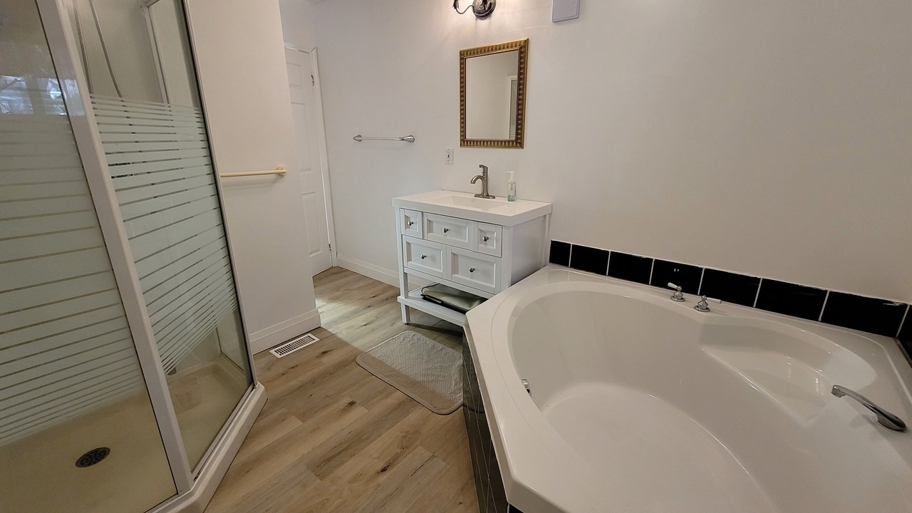 Photo of Bathroom in McKellar