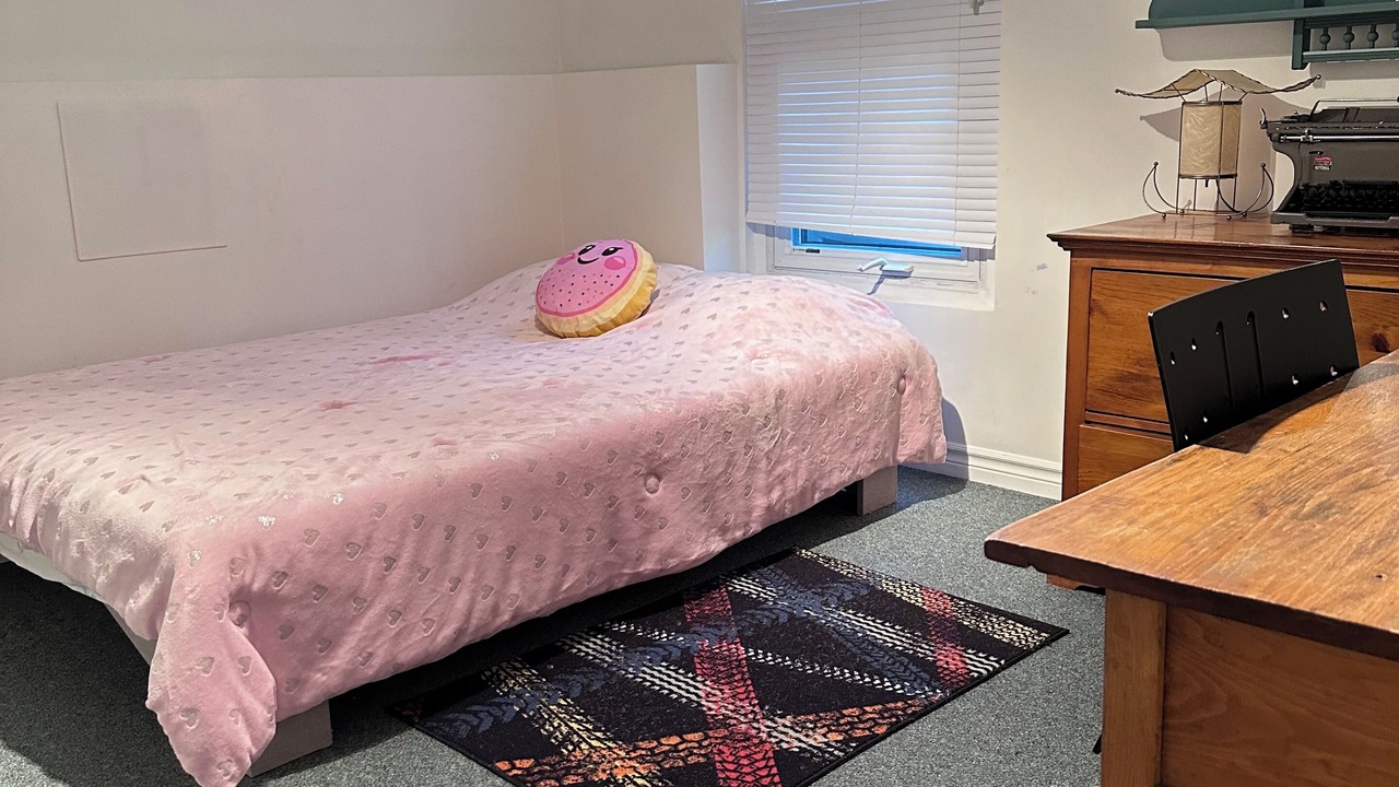 Photo of Bedroom in Utterson