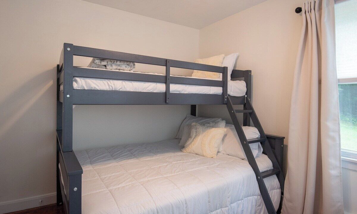 Photo of Bedroom in Mattawana