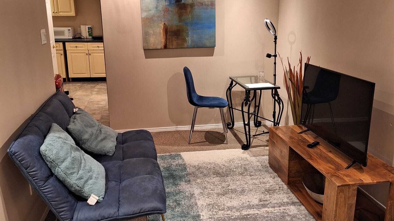 Photo of Livingroom in Burlington