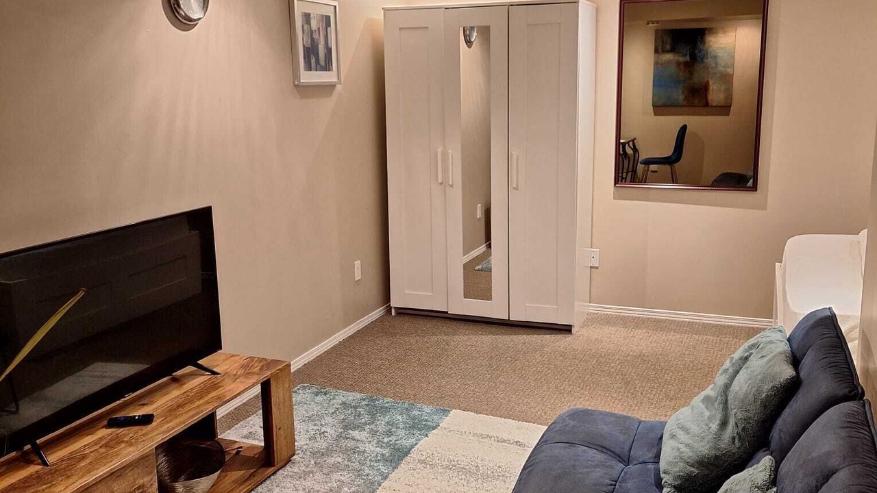 Photo of Livingroom in Burlington