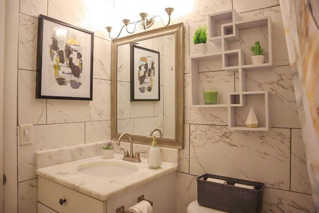 Photo of Bathroom in Fairvilla