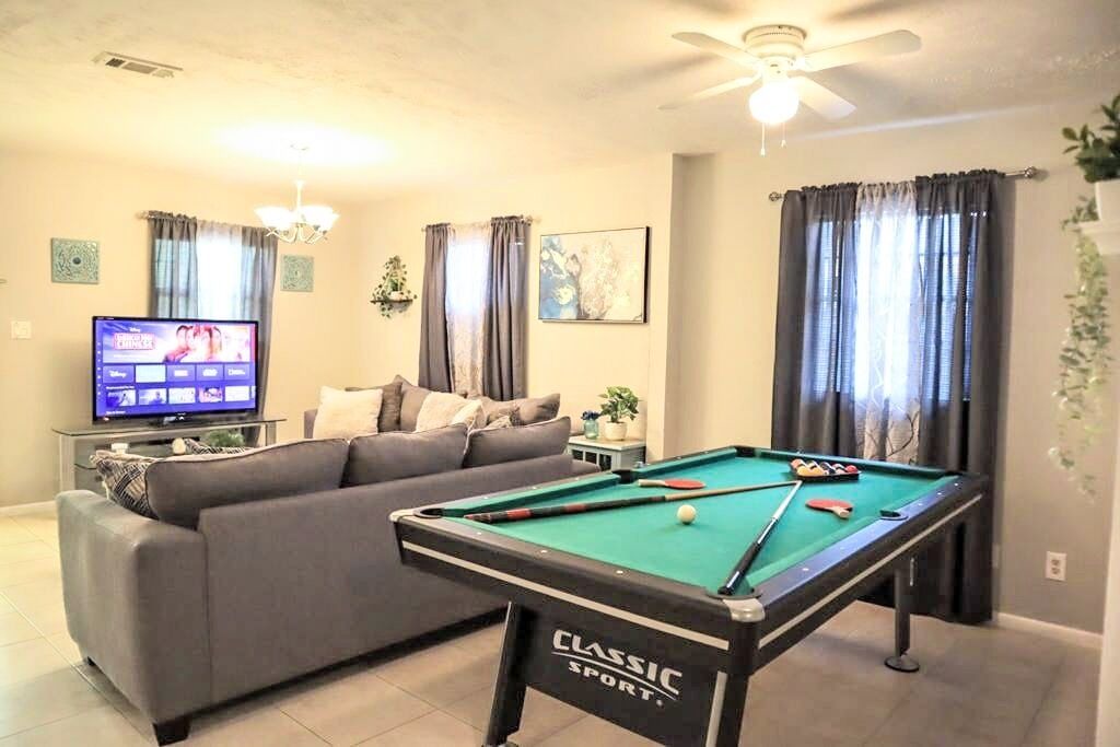 Photo of Livingroom in Fairvilla