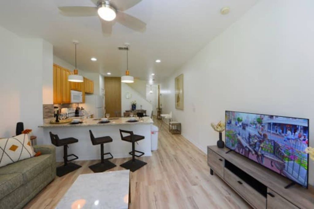 Photo of Livingroom in Crestwynd Bay