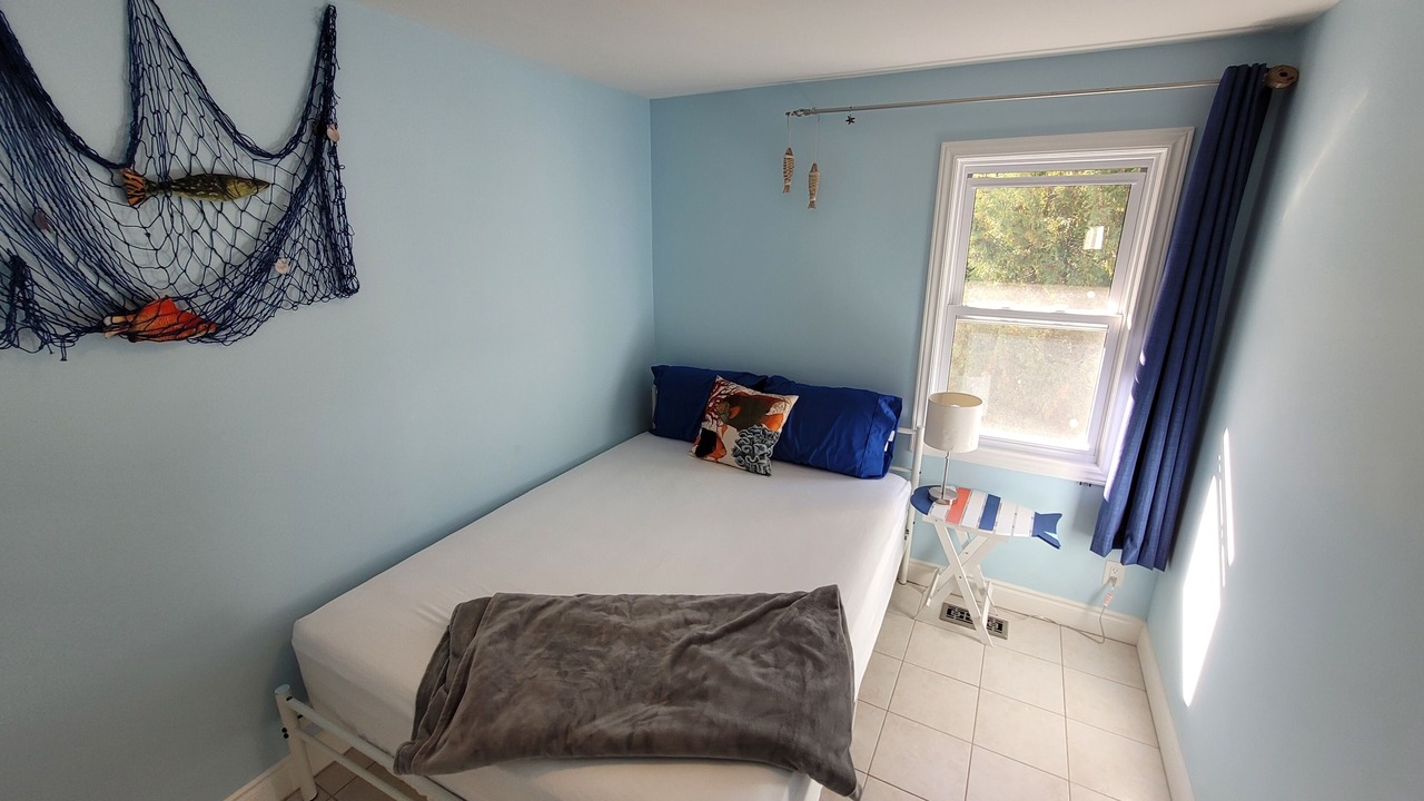 Photo of Bedroom in Port Franks