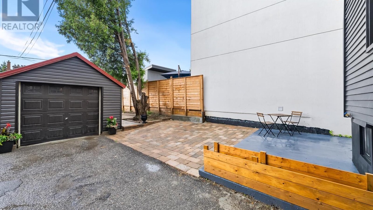 Photo of Outdoor in Earlscourt