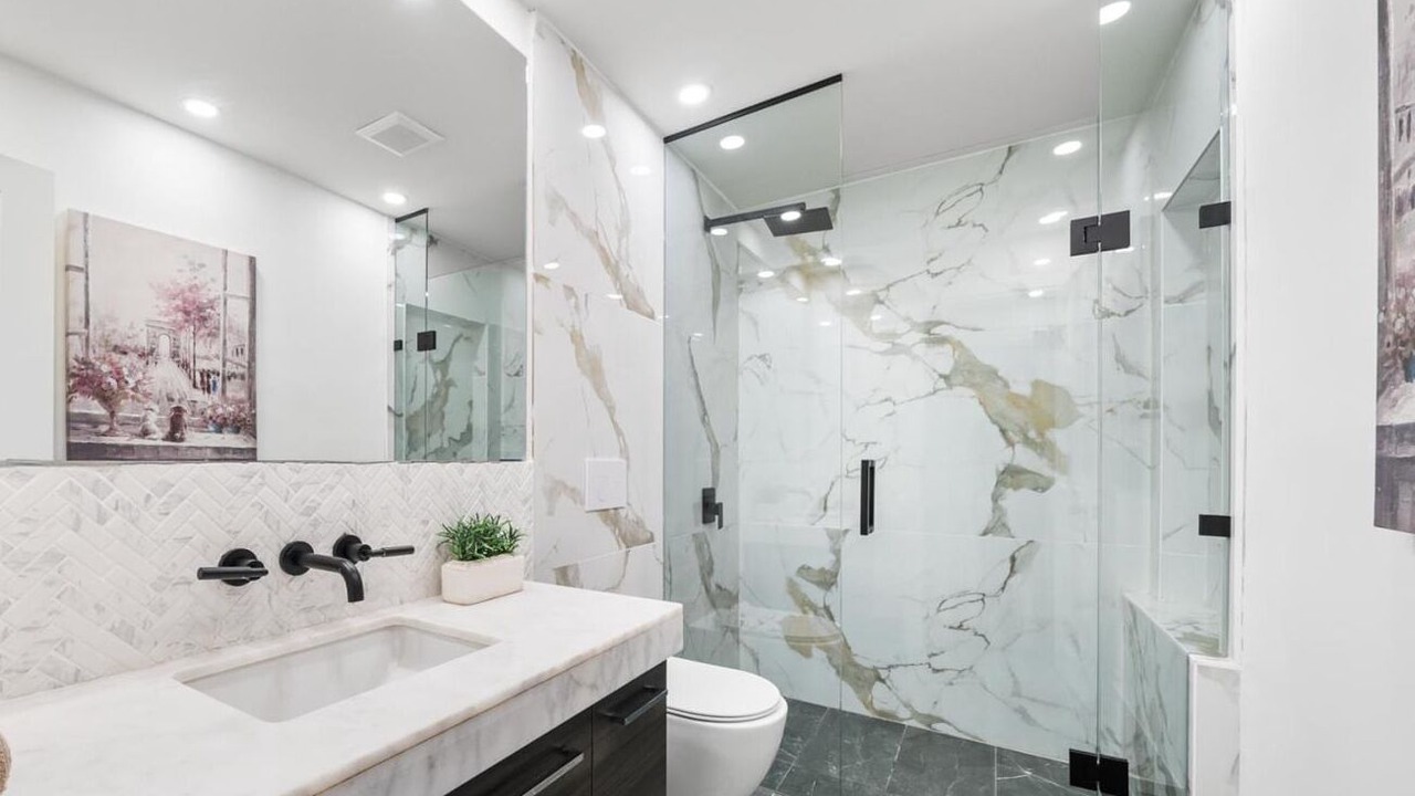 Photo of Bathroom in Earlscourt