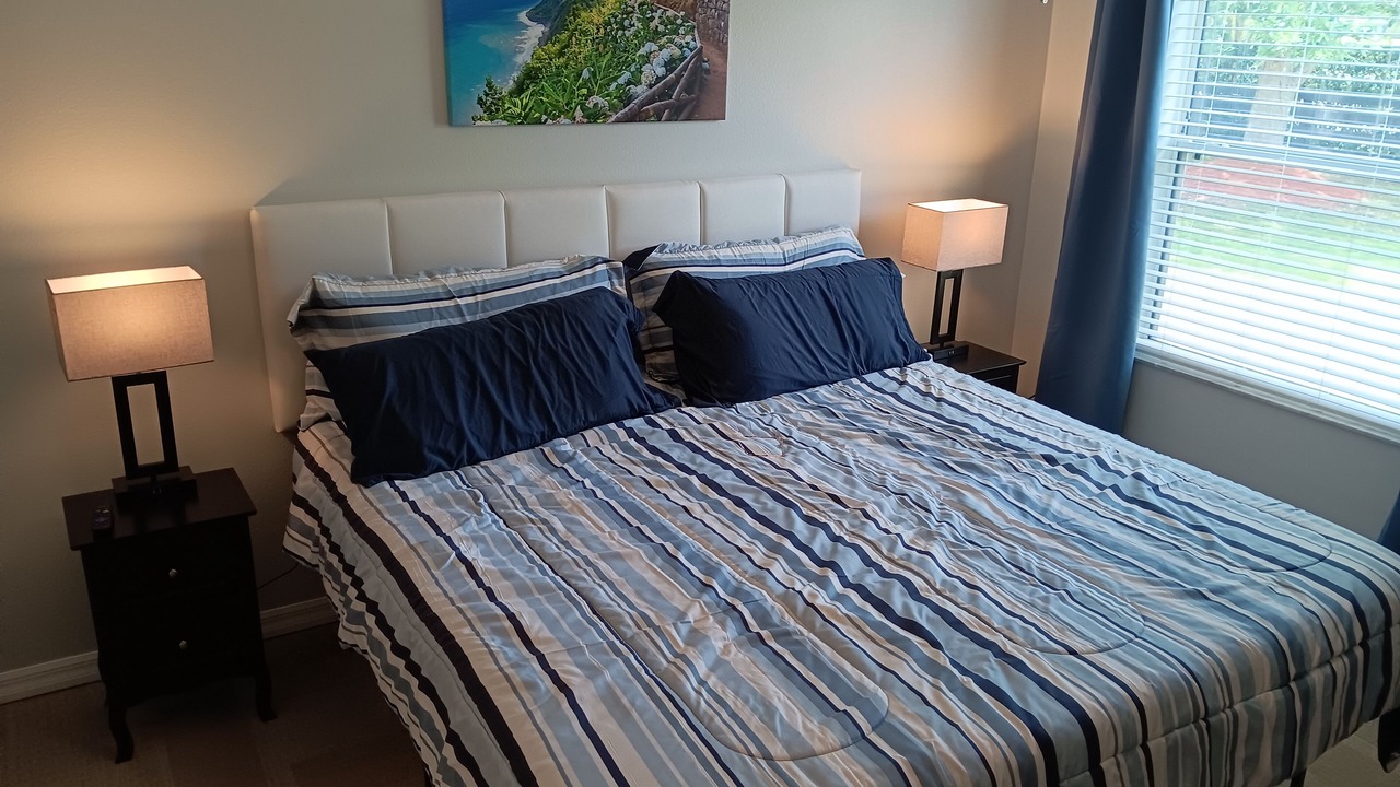 Photo of Bedroom in Duval