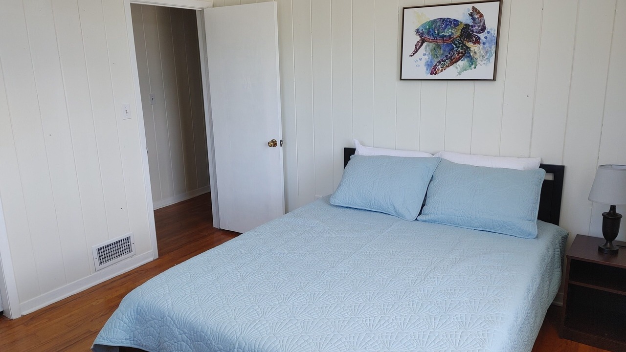Photo of Bedroom in Melbourne Beach