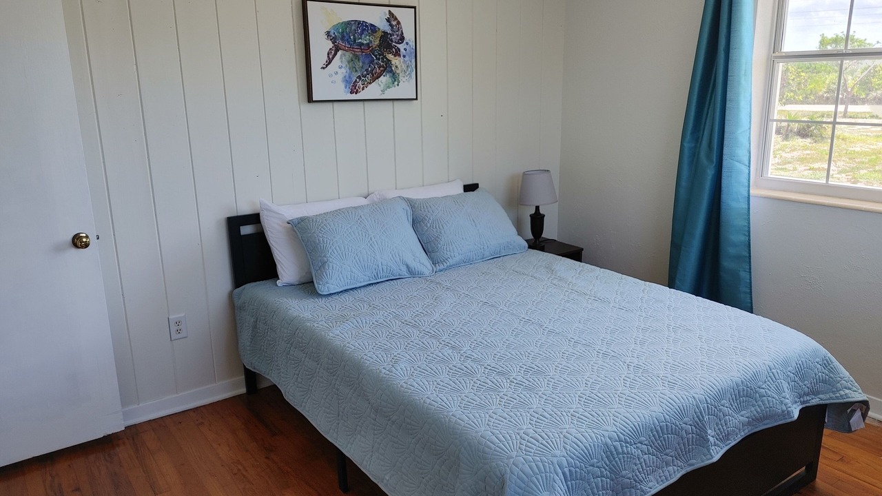 Photo of Bedroom in Melbourne Beach