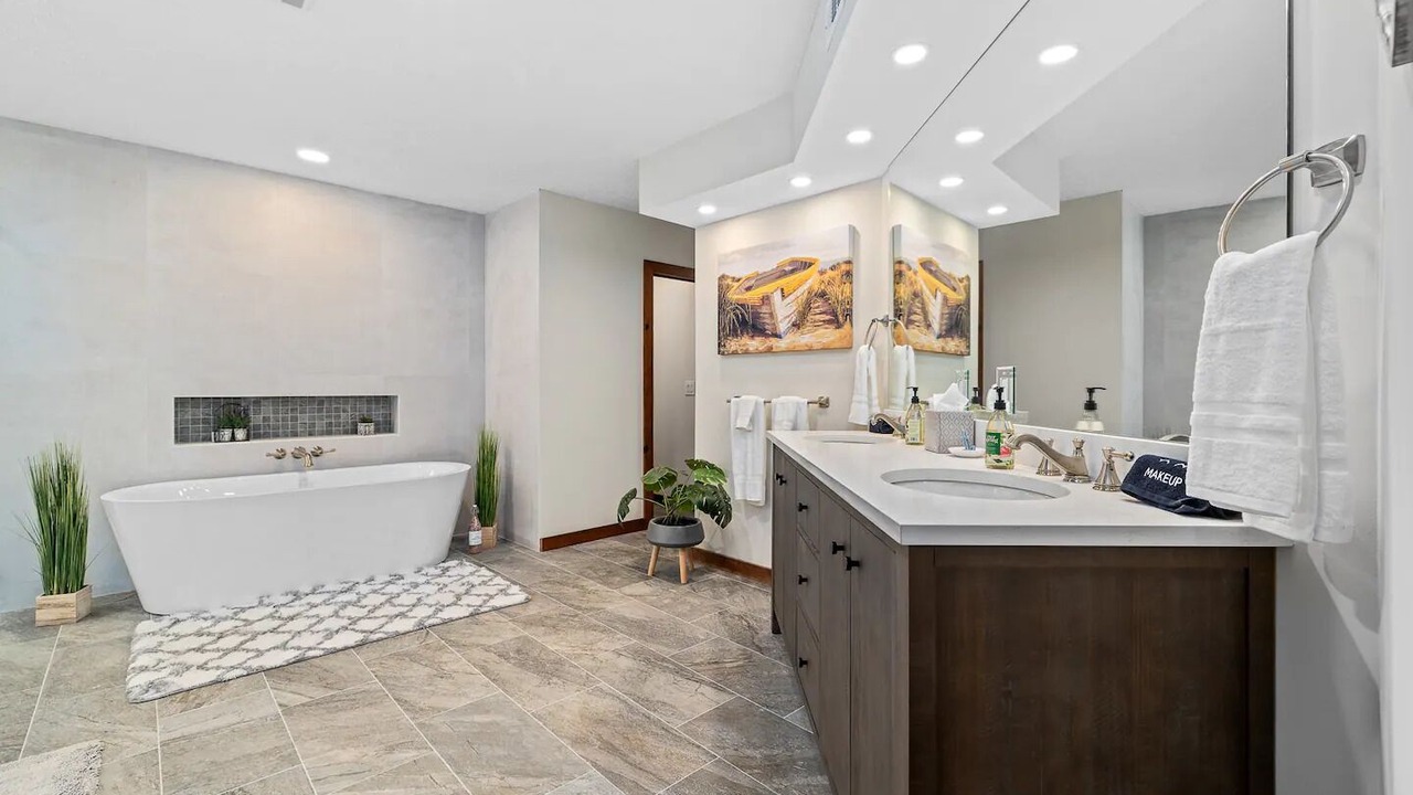 Photo of Bathroom in Thonotosassa