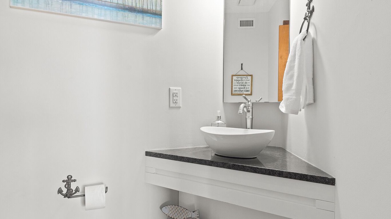 Photo of Bathroom in Thonotosassa