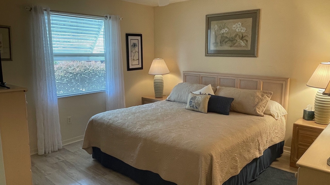 Photo of Bedroom in Silver Lake